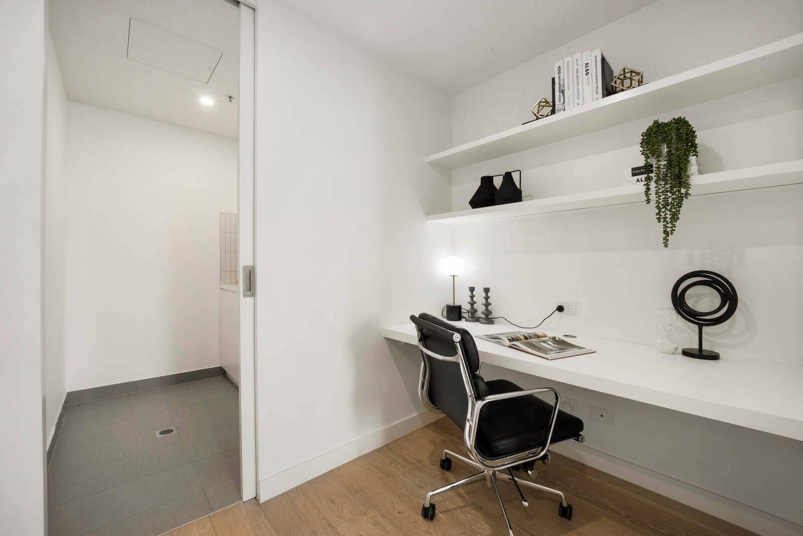 102/2 Well Street, Brighton, Brighton - Thumbnail 8