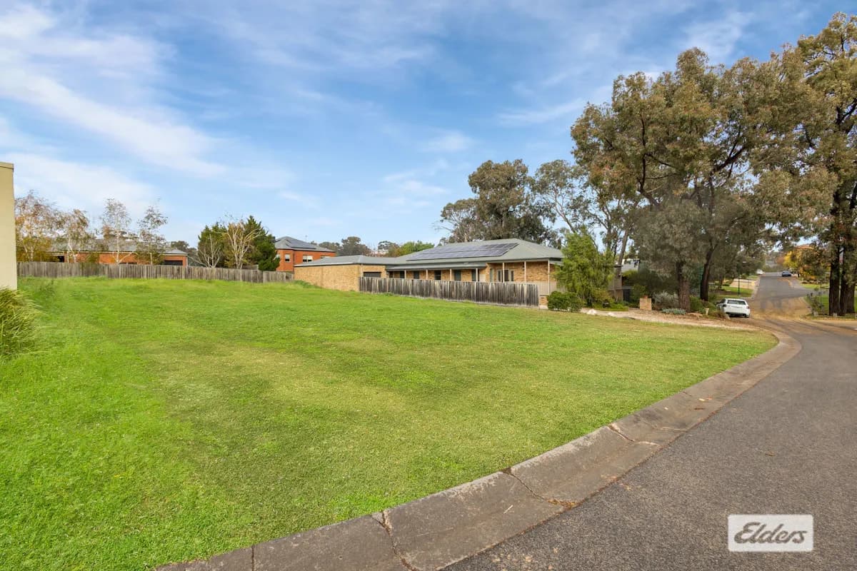 24 Figtree Lane, Strathdale, VIC, 3550, Strathdale - Thumbnail 3