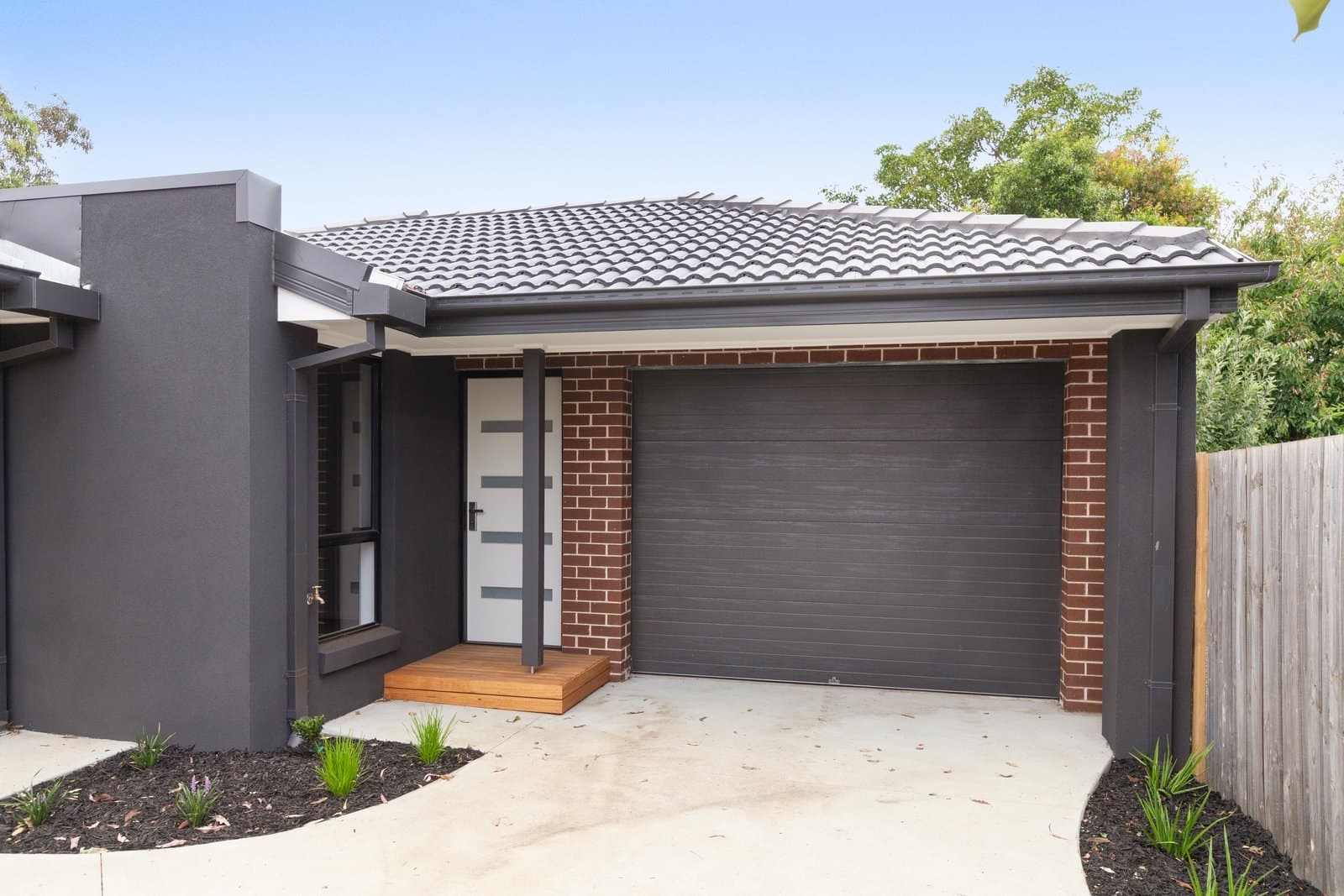 4/12 Raglan St, Wallan, Wallan - Image 1