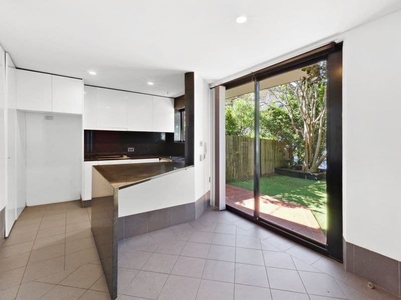 39 Blenheim Street, Queens Park, Queens Park - Thumbnail 3