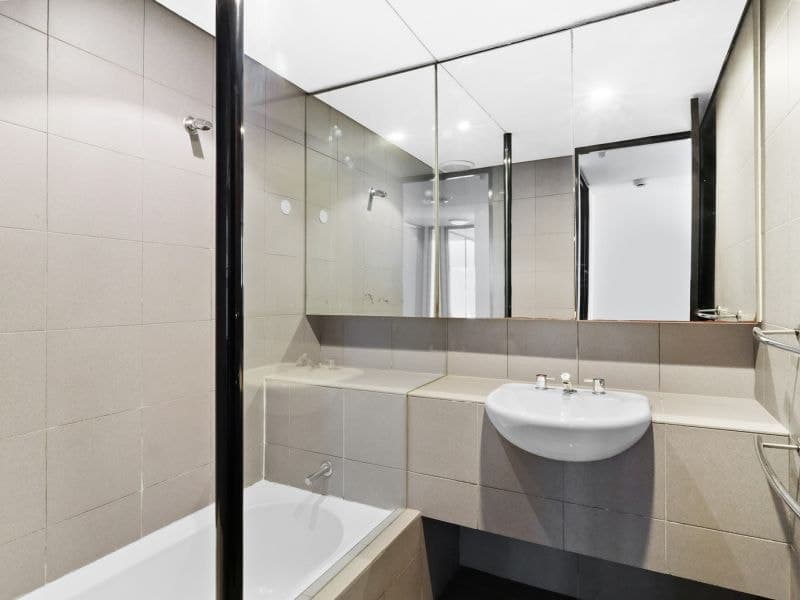 39 Blenheim Street, Queens Park, Queens Park - Thumbnail 5