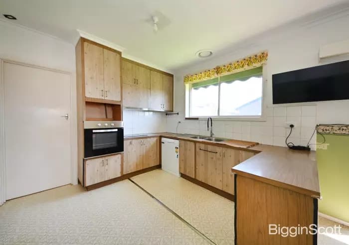 8 Chestnut Court, Wheelers Hill, VIC, Wheelers Hill - Thumbnail 4