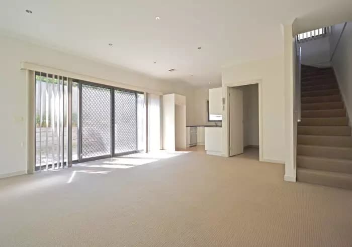 10/40 Highclere Avenue, Mount Waverley, VIC, Mount Waverley - Thumbnail 4