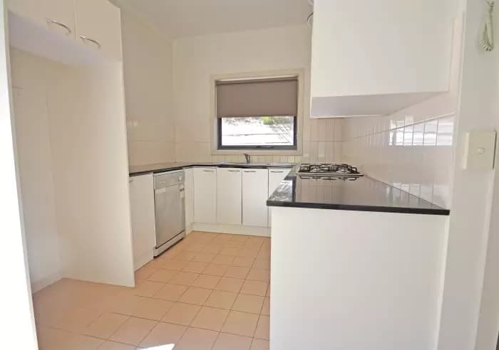 10/40 Highclere Avenue, Mount Waverley, VIC, Mount Waverley - Thumbnail 5