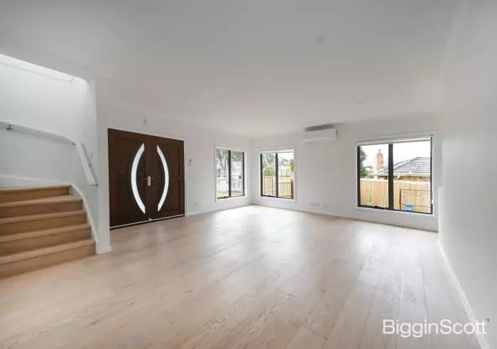 1/13 Aurisch Avenue, Glen Waverley, VIC, Glen Waverley - Thumbnail 3