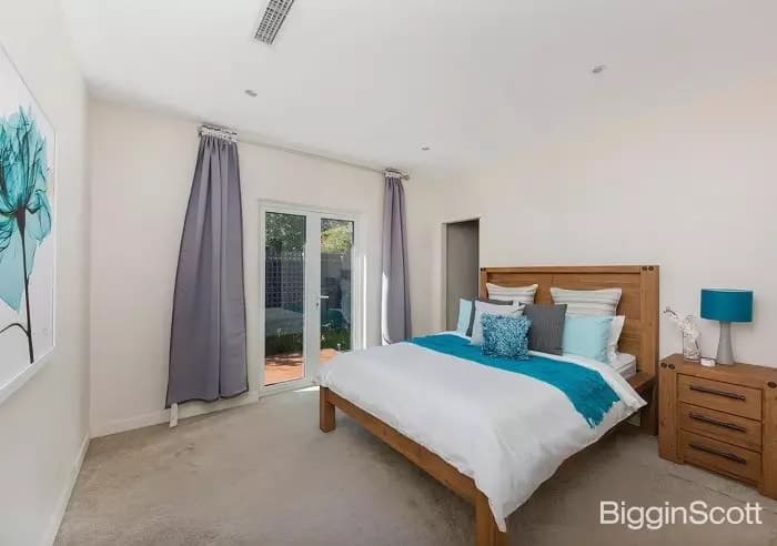 2/34 Westerfield Drive, Notting Hill, VIC, Notting Hill - Thumbnail 3