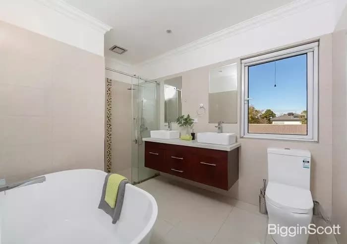 2/34 Westerfield Drive, Notting Hill, VIC, Notting Hill - Thumbnail 4
