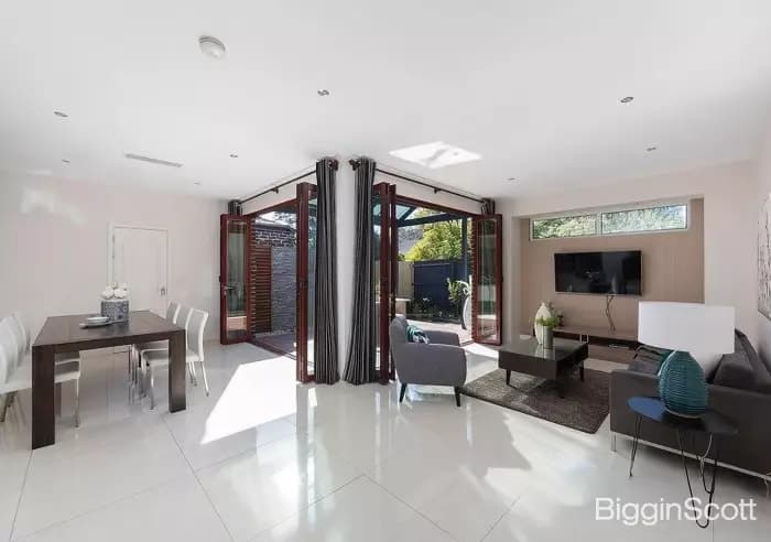2/34 Westerfield Drive, Notting Hill, VIC, Notting Hill - Thumbnail 6