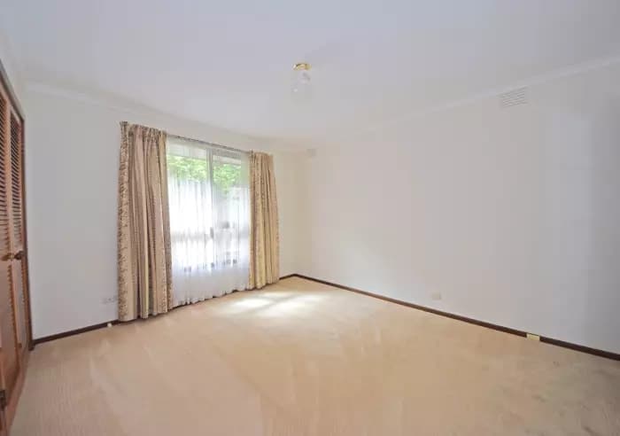 24 Radleigh Drive, Wheelers Hill, VIC, Wheelers Hill - Thumbnail 5