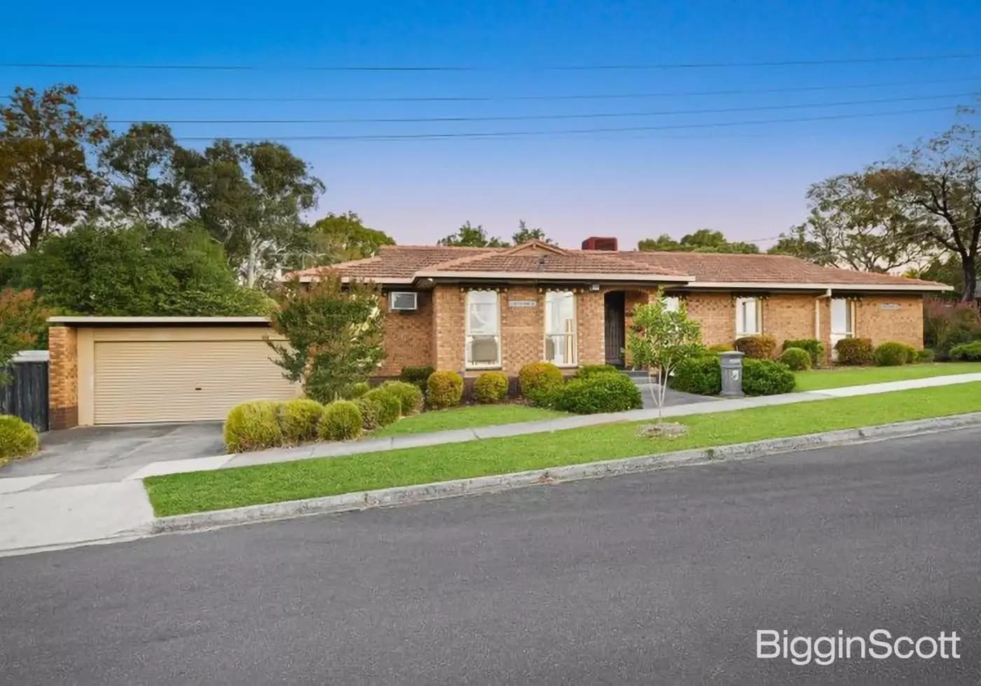 2 Wynyard Street, Glen Waverley, VIC, Glen Waverley - Thumbnail 2