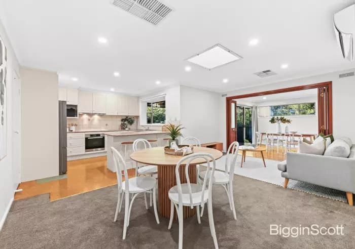 2 Wynyard Street, Glen Waverley, VIC, Glen Waverley - Thumbnail 5