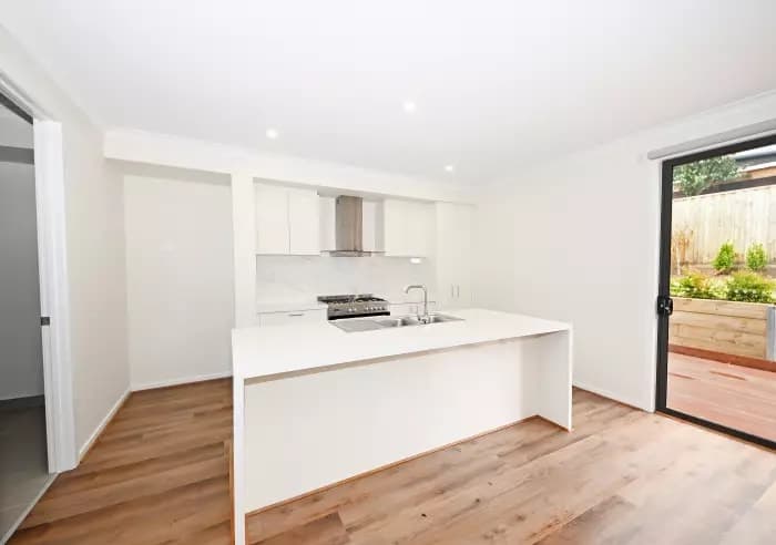 12a Oak Hill Road, Mount Waverley, VIC, Mount Waverley - Thumbnail 3