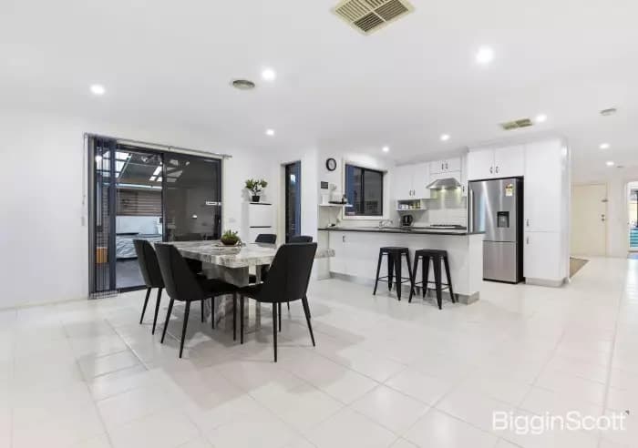 39 Carboni Crescent, Lynbrook, VIC, Lynbrook - Thumbnail 4