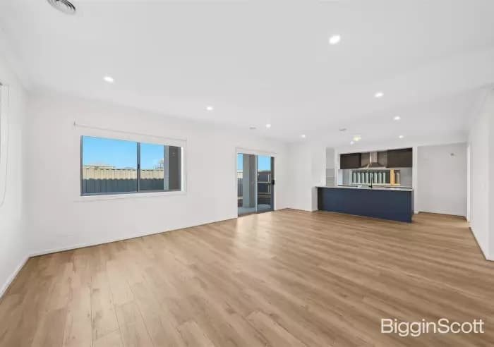 2 Naples Avenue, Berwick, VIC, Berwick - Thumbnail 4