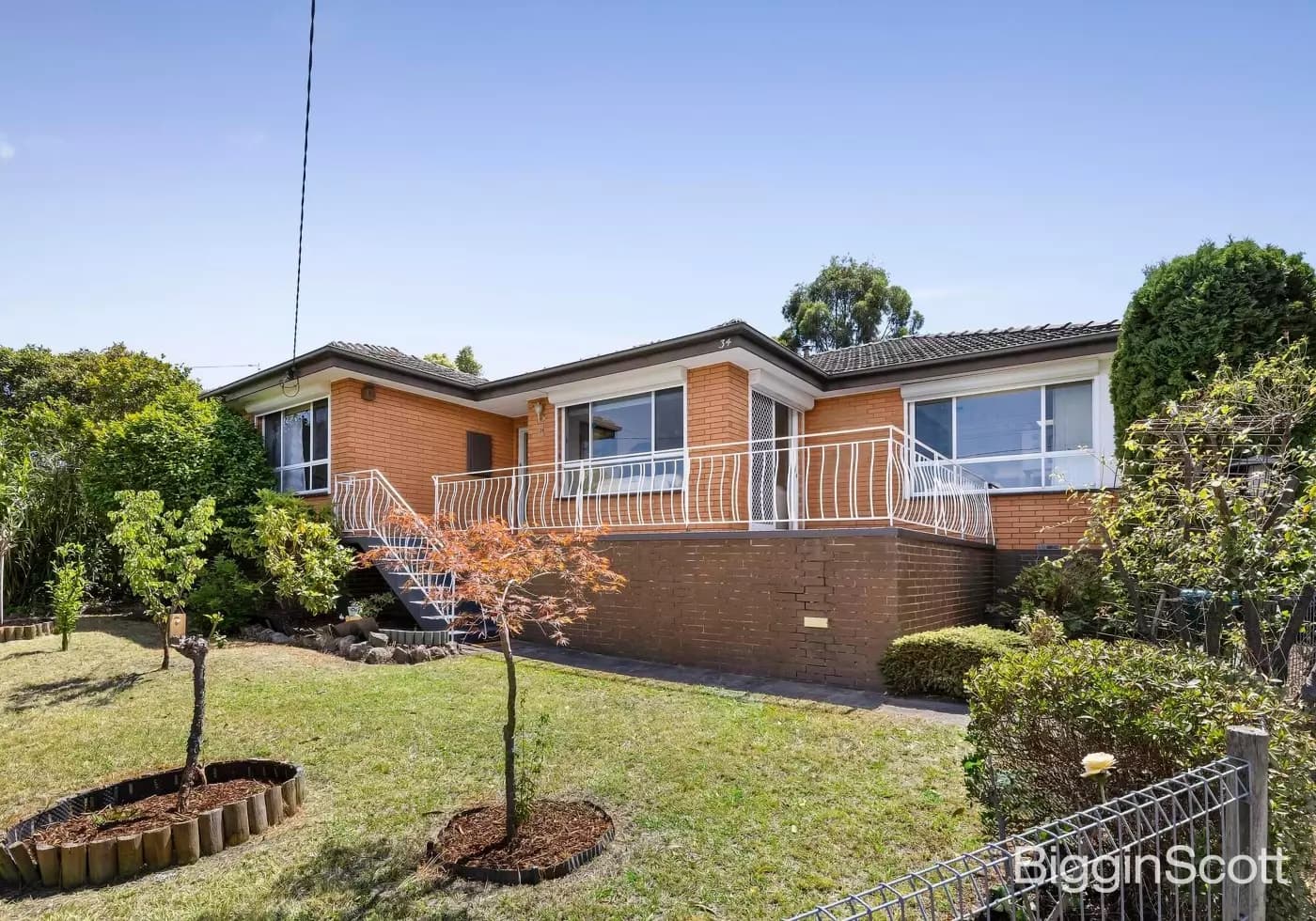 34 Ballantyne Crescent, Kilsyth South, VIC, Kilsyth South - Thumbnail 2