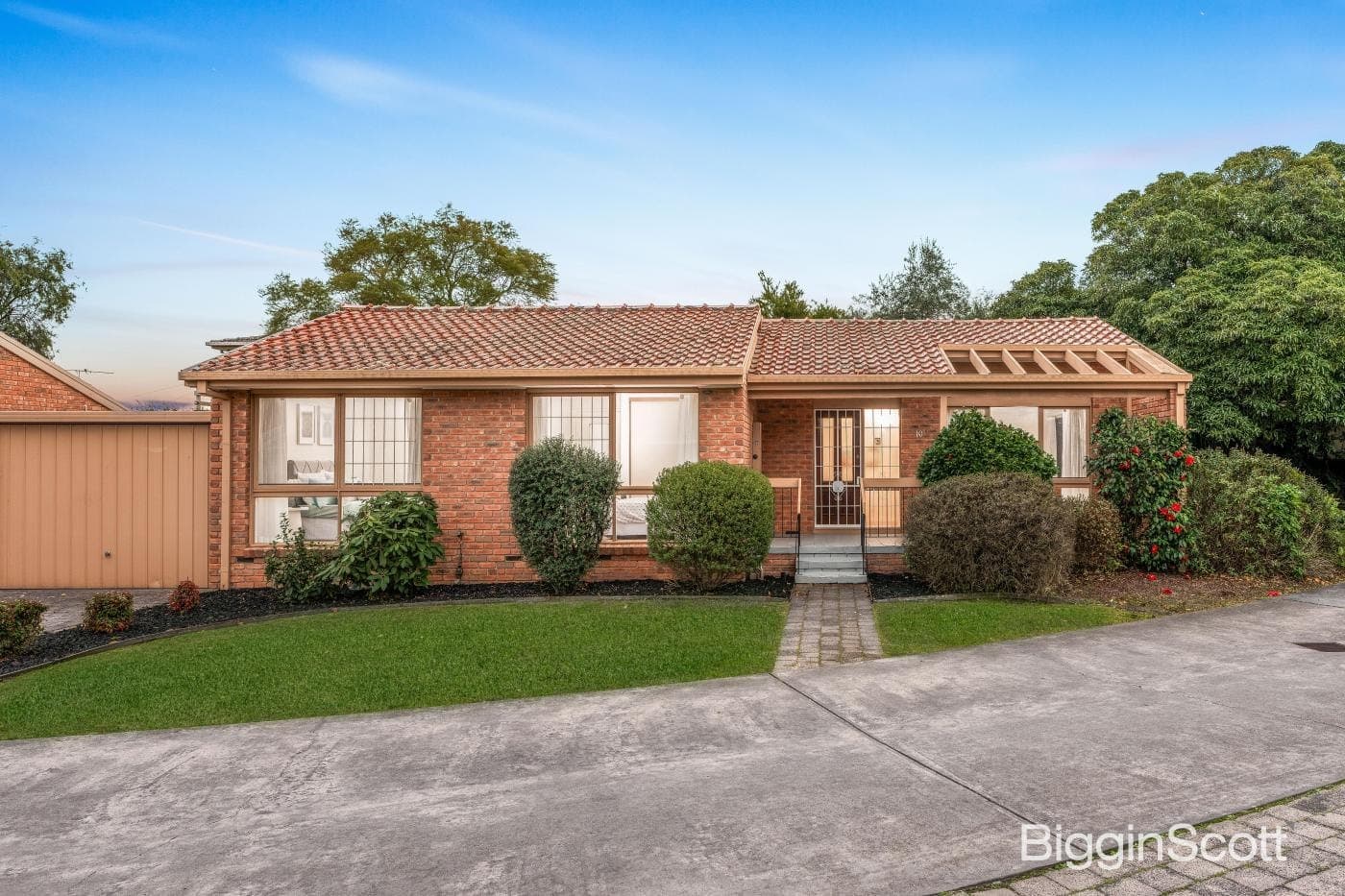 10/115 Watsons Road, Glen Waverley, VIC, Glen Waverley - Image 1