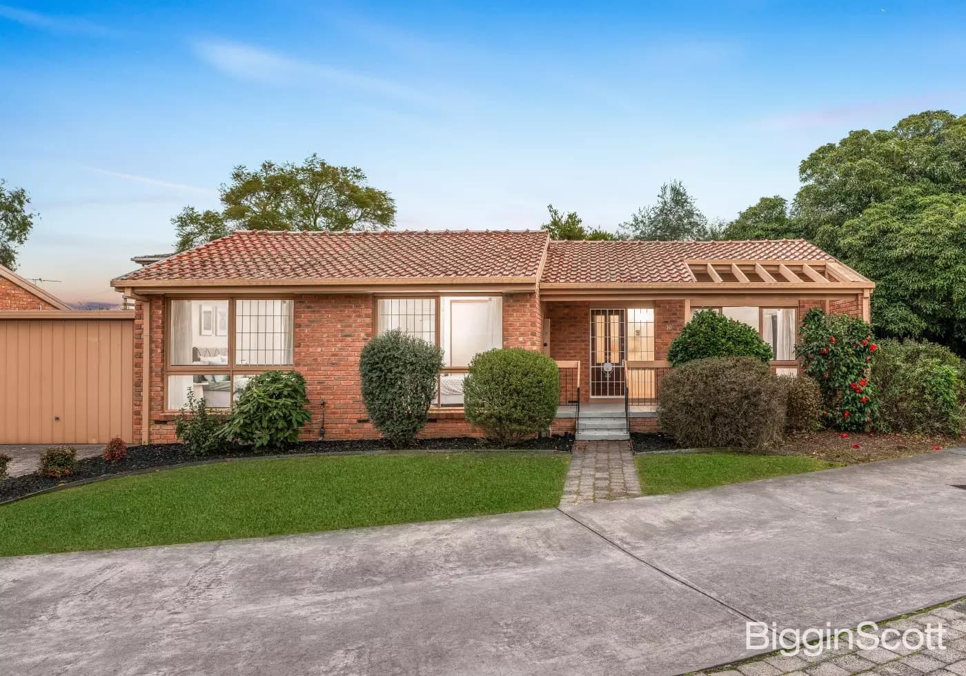 10/115 Watsons Road, Glen Waverley, VIC, Glen Waverley - Thumbnail 2