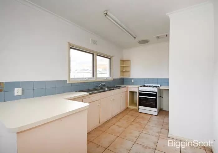 21 Portsmouth Street, Mount Waverley, VIC, Mount Waverley - Thumbnail 4