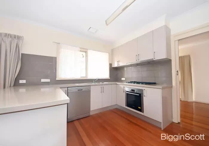 11 Shepherd Road, Glen Waverley, VIC, Glen Waverley - Thumbnail 5