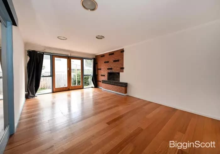 6 Bolan Street, Glen Waverley, VIC, Glen Waverley - Thumbnail 3