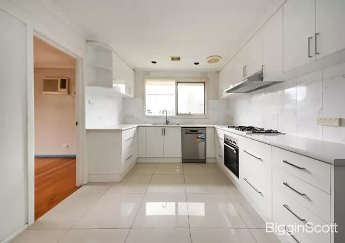 6 Bolan Street, Glen Waverley, VIC, Glen Waverley - Thumbnail 4