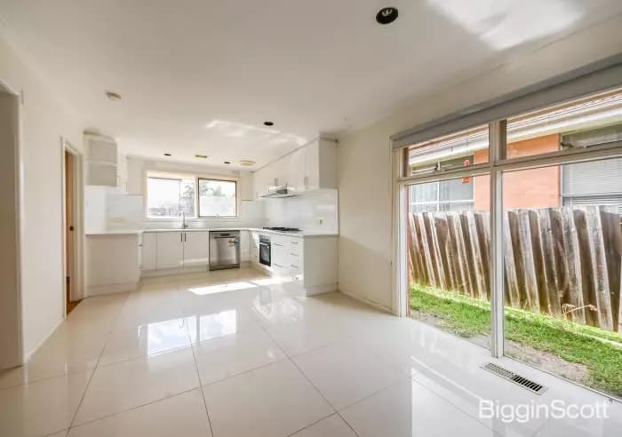 6 Bolan Street, Glen Waverley, VIC, Glen Waverley - Thumbnail 5