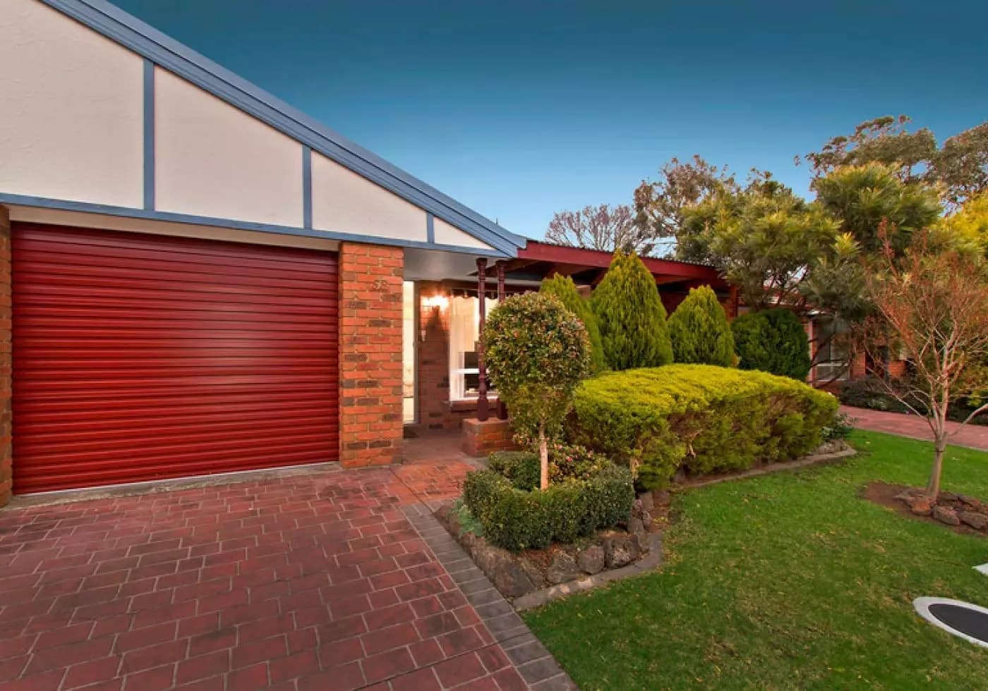 55 Heathcote Drive, Forest Hill, VIC, Forest Hill - Thumbnail 2