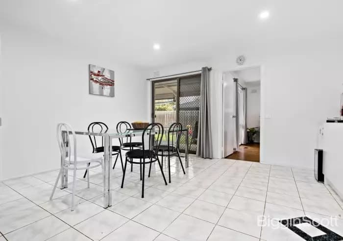 6 Wallace Road, Wantirna South, VIC, Wantirna South - Thumbnail 4