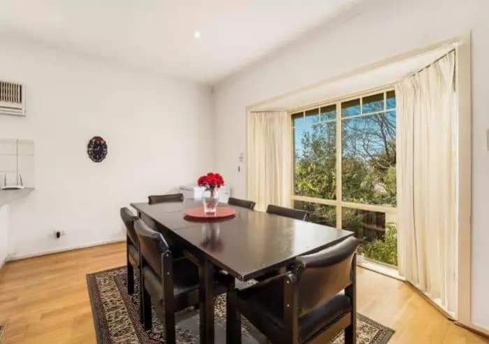 26 Aurisch Avenue, Glen Waverley, VIC, Glen Waverley - Thumbnail 4