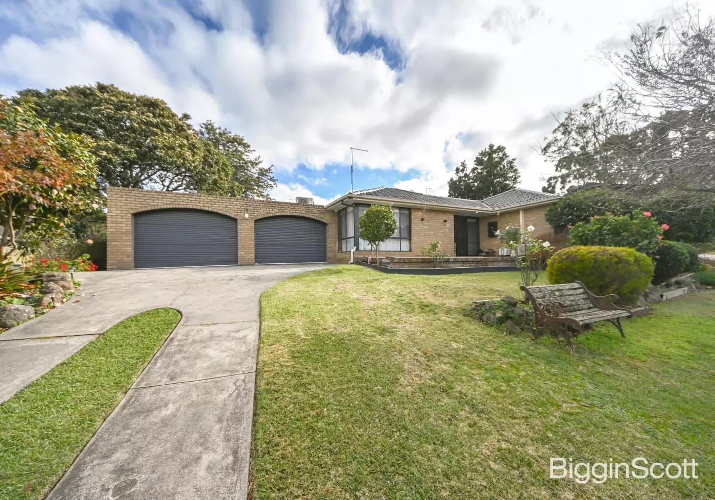 5 Coniston Avenue, Berwick, VIC, Berwick - Thumbnail 2