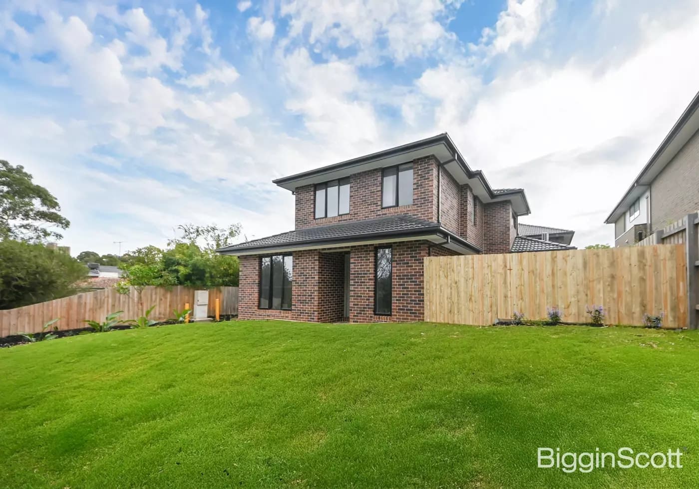 1/7 Tamala Avenue, Notting Hill, VIC, Notting Hill - Thumbnail 2
