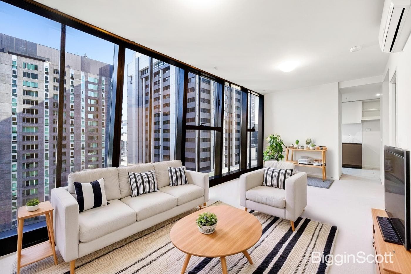 1711/568 Collins Street, Melbourne, VIC, Melbourne - Image 1