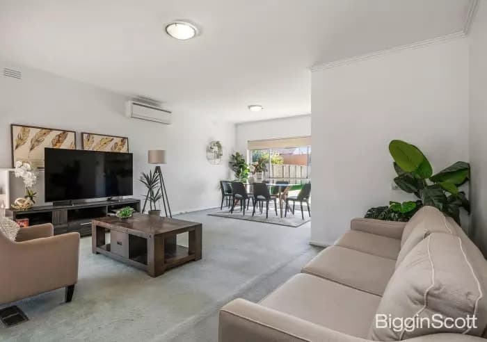 573 Warrigal Road, Ashwood, VIC, Ashwood - Thumbnail 3