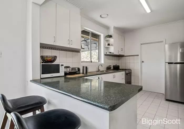 573 Warrigal Road, Ashwood, VIC, Ashwood - Thumbnail 4