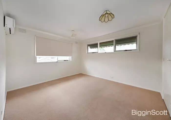 15 Medina Road, Glen Waverley, VIC, Glen Waverley - Thumbnail 3