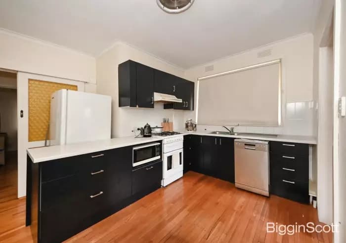 13 Kauri Grove, Glen Waverley, VIC, Glen Waverley - Thumbnail 4