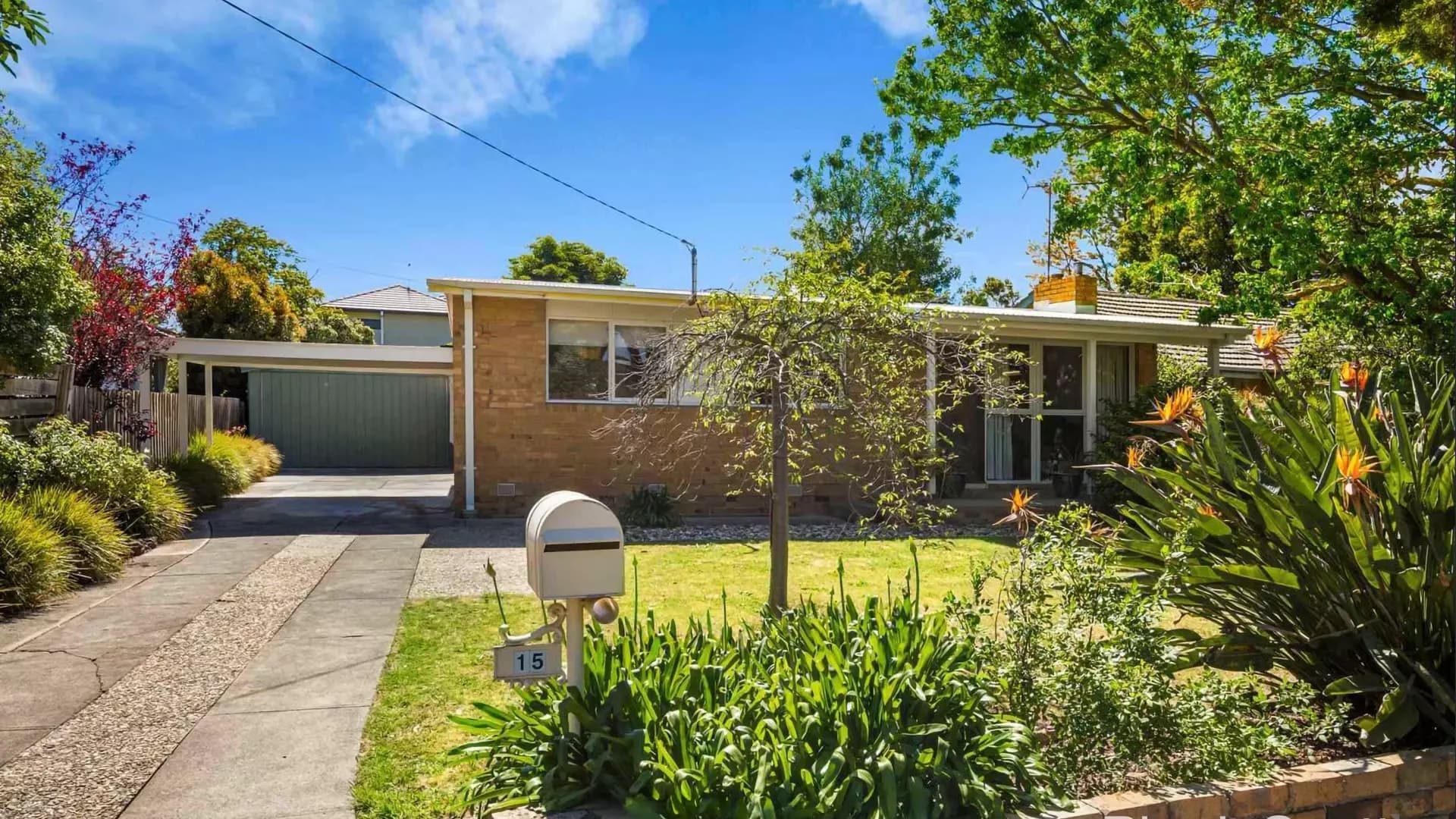 15 Longbourne Avenue, Notting Hill, VIC, Notting Hill - Thumbnail 2