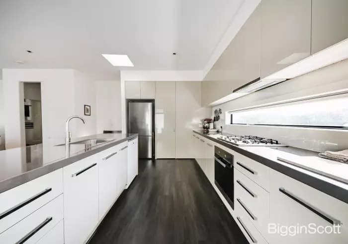 18 Oak Terrace, Wheelers Hill, VIC, Wheelers Hill - Thumbnail 6