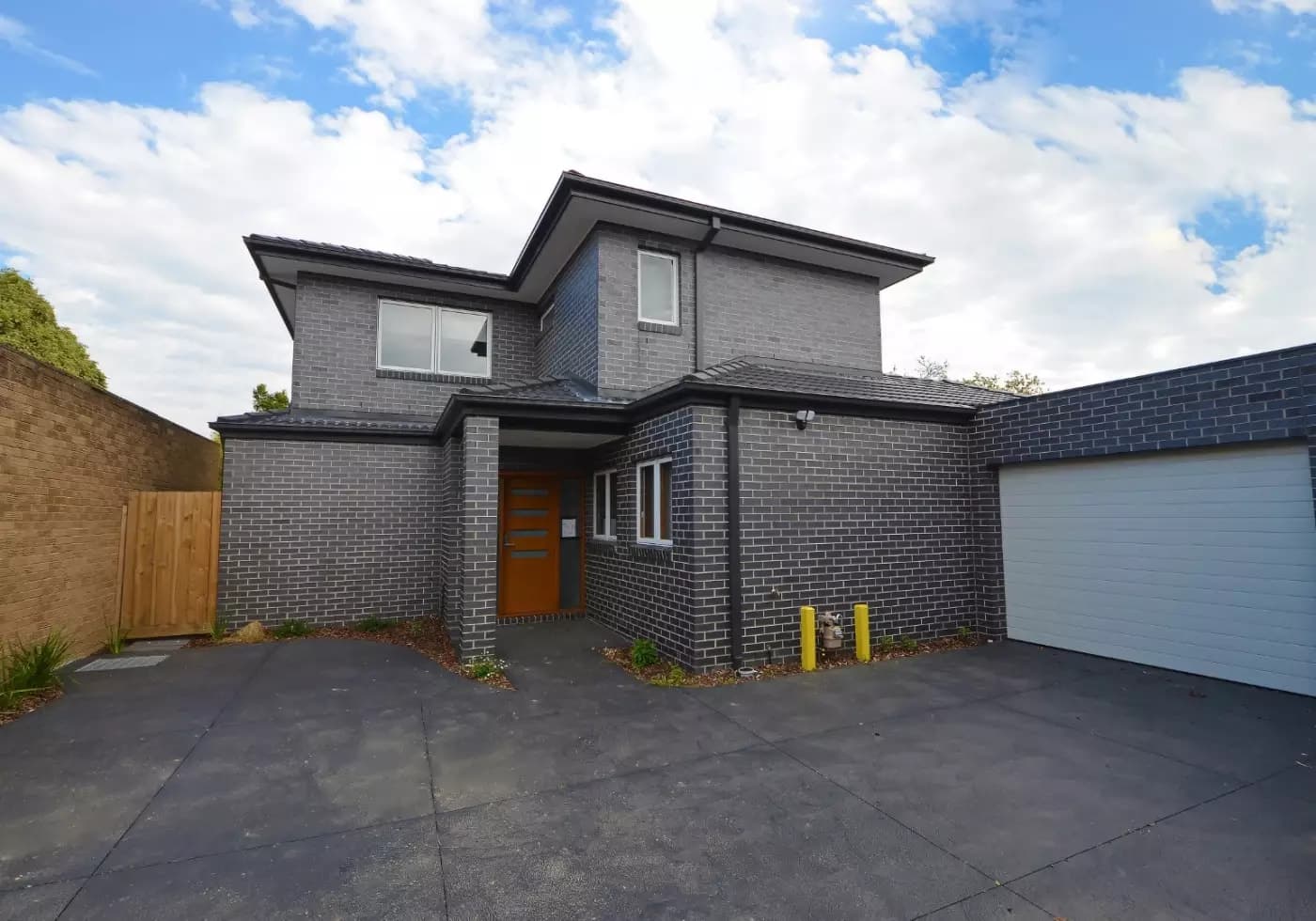 2/10 Hainthorpe Grove, Mulgrave, VIC, Mulgrave - Thumbnail 2