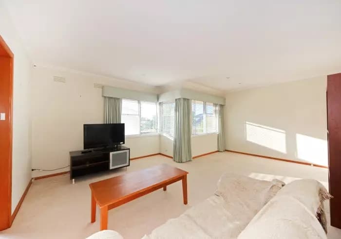 6 Valley View Court, Glen Waverley, VIC, Glen Waverley - Thumbnail 3