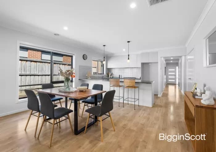 10 Dewhurst Circuit, Cranbourne East, VIC, Cranbourne East - Thumbnail 6