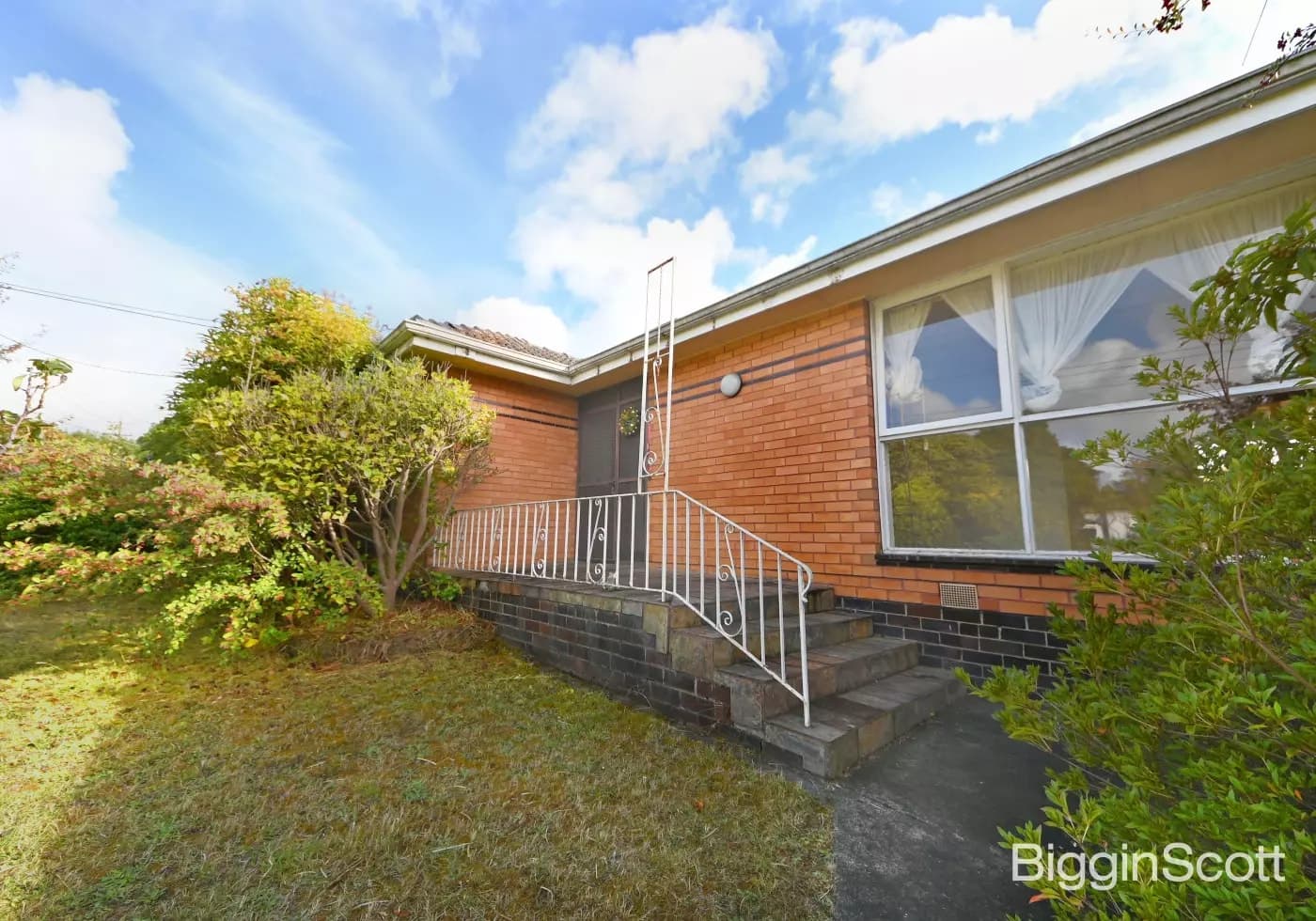 23 Delmore Crescent, Glen Waverley, VIC, Glen Waverley - Thumbnail 2
