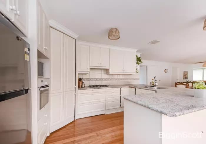 46 Murchison Crescent, Clayton South, VIC, Clayton South - Thumbnail 4
