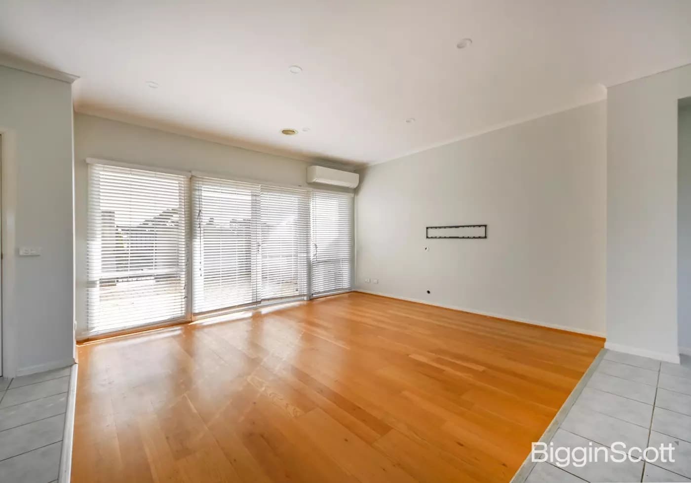 5/24 Tulloch Grove, Glen Waverley, VIC, Glen Waverley - Thumbnail 2