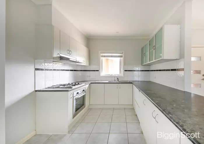 5/24 Tulloch Grove, Glen Waverley, VIC, Glen Waverley - Thumbnail 4