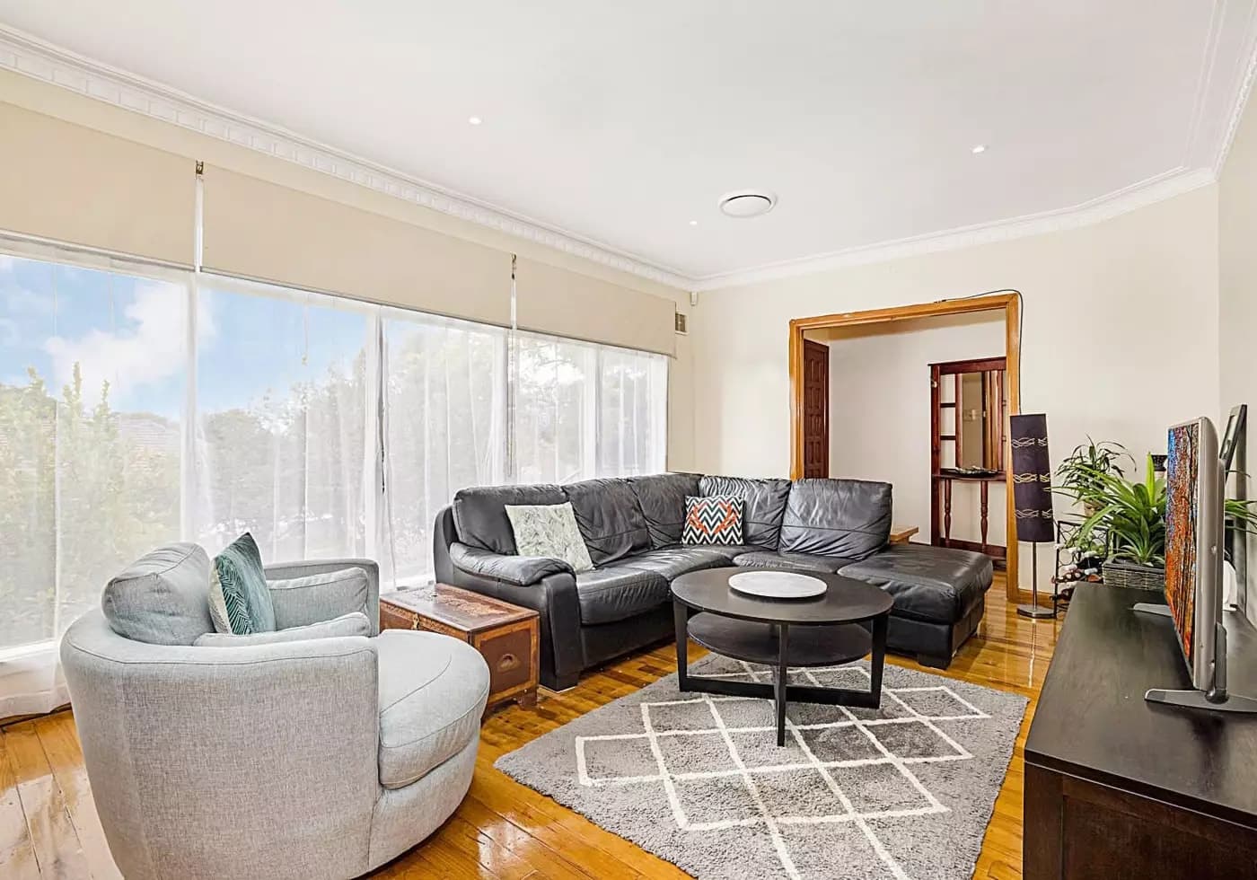 1/10 Joanna Court, Mount Waverley, VIC, Mount Waverley - Thumbnail 2