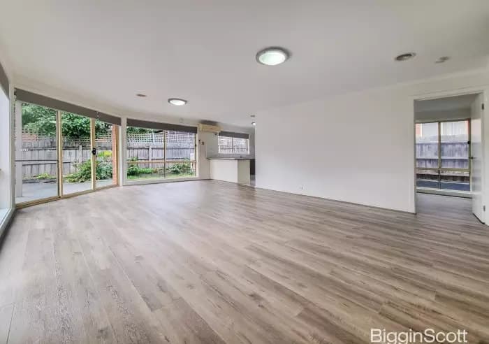 17 The Quadrangle, Glen Waverley, VIC, Glen Waverley - Thumbnail 3