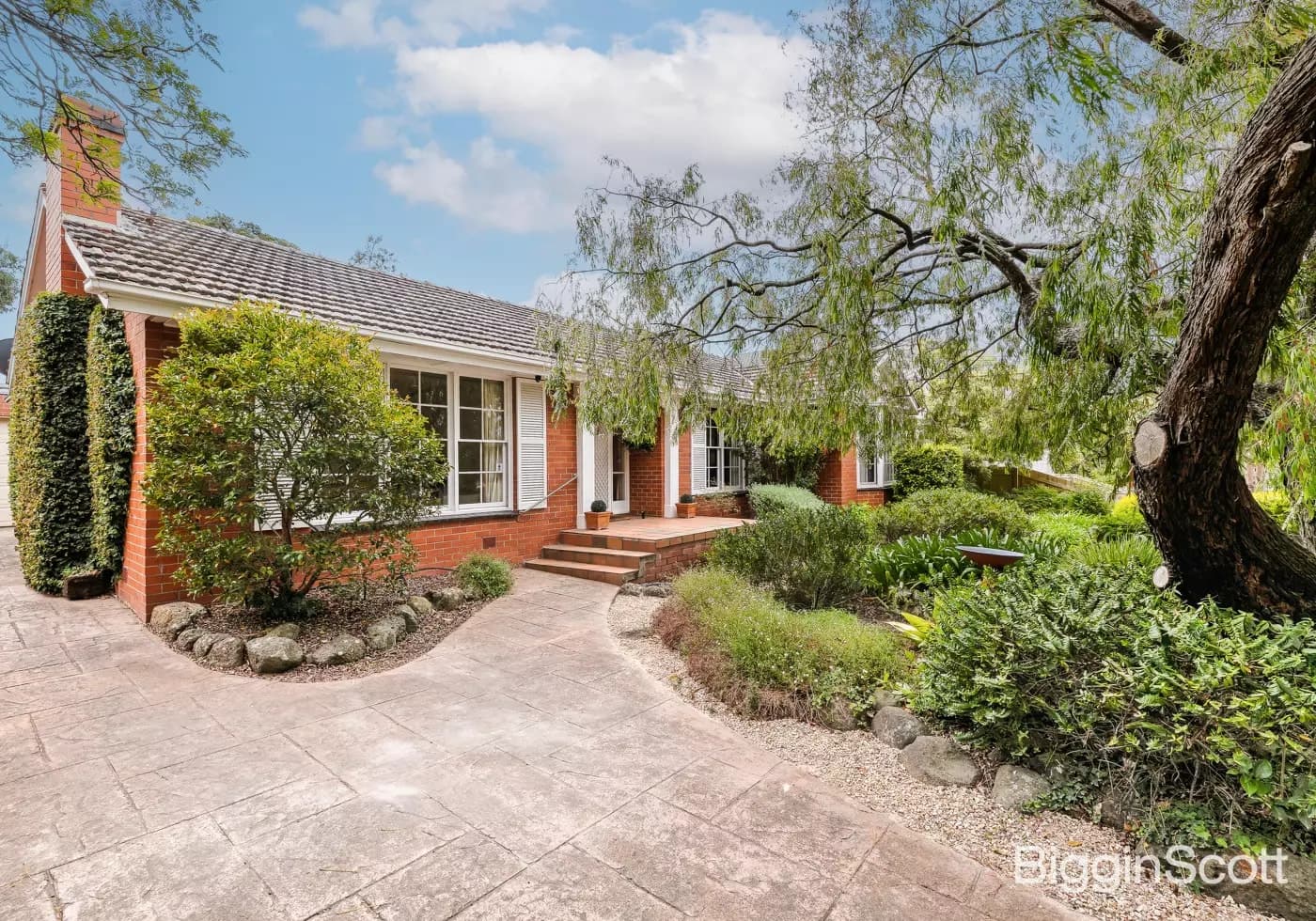 23 Walker Road, Mount Waverley, VIC, Mount Waverley - Thumbnail 2