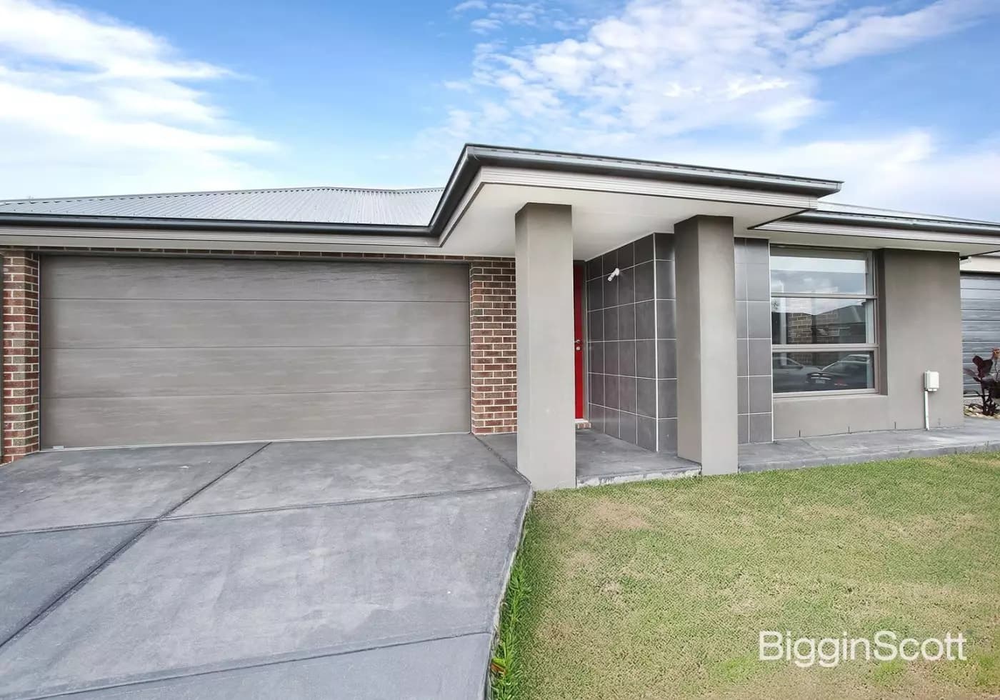 8 Heales Road, Cranbourne East, VIC, Cranbourne East - Thumbnail 2