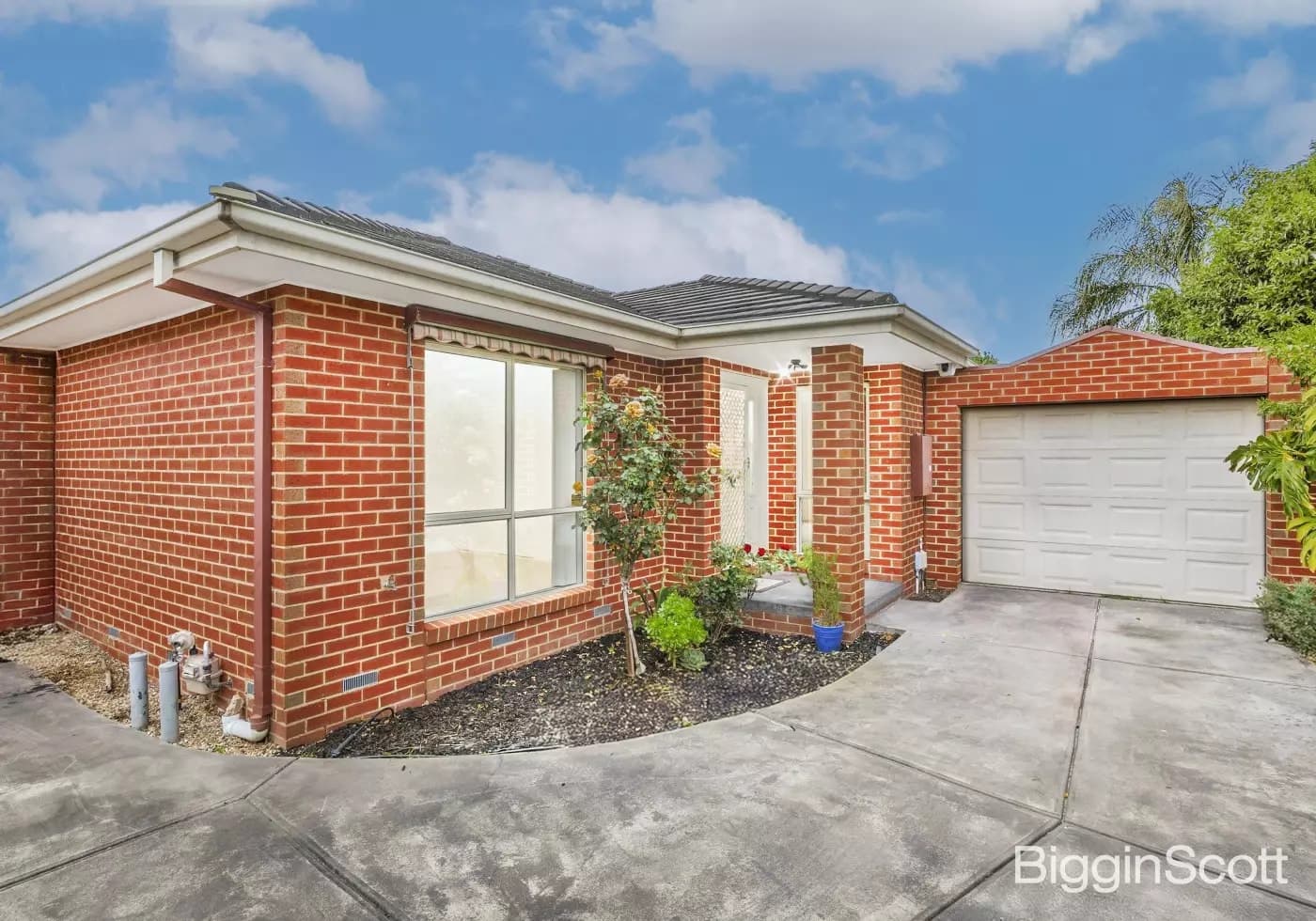 2/20 Melaleuca Drive, Glen Waverley, VIC, Glen Waverley - Thumbnail 2